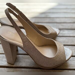 Pelle Moda Women's Gold Slingback Heels